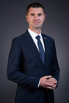 Izv. prof. dr. sc. Davor Filipović